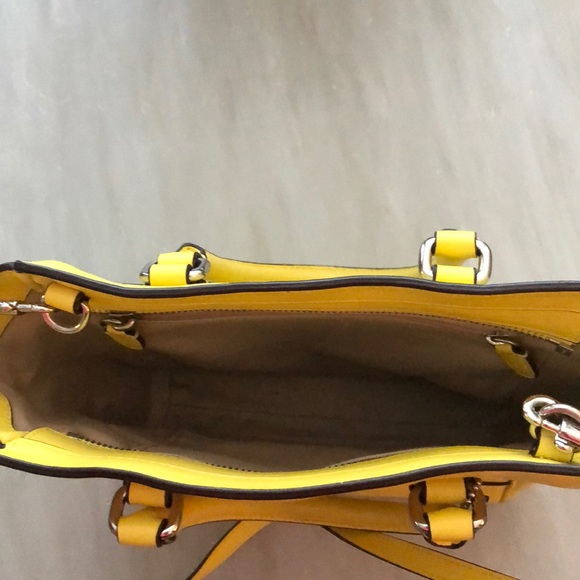 Coach handbag - Picture 2 of 3